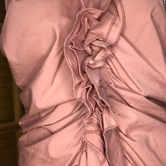 Excellent Condition Ruffled sleeveless Shirt / pearl buttons By Barami Size M - Picture 3 of 5